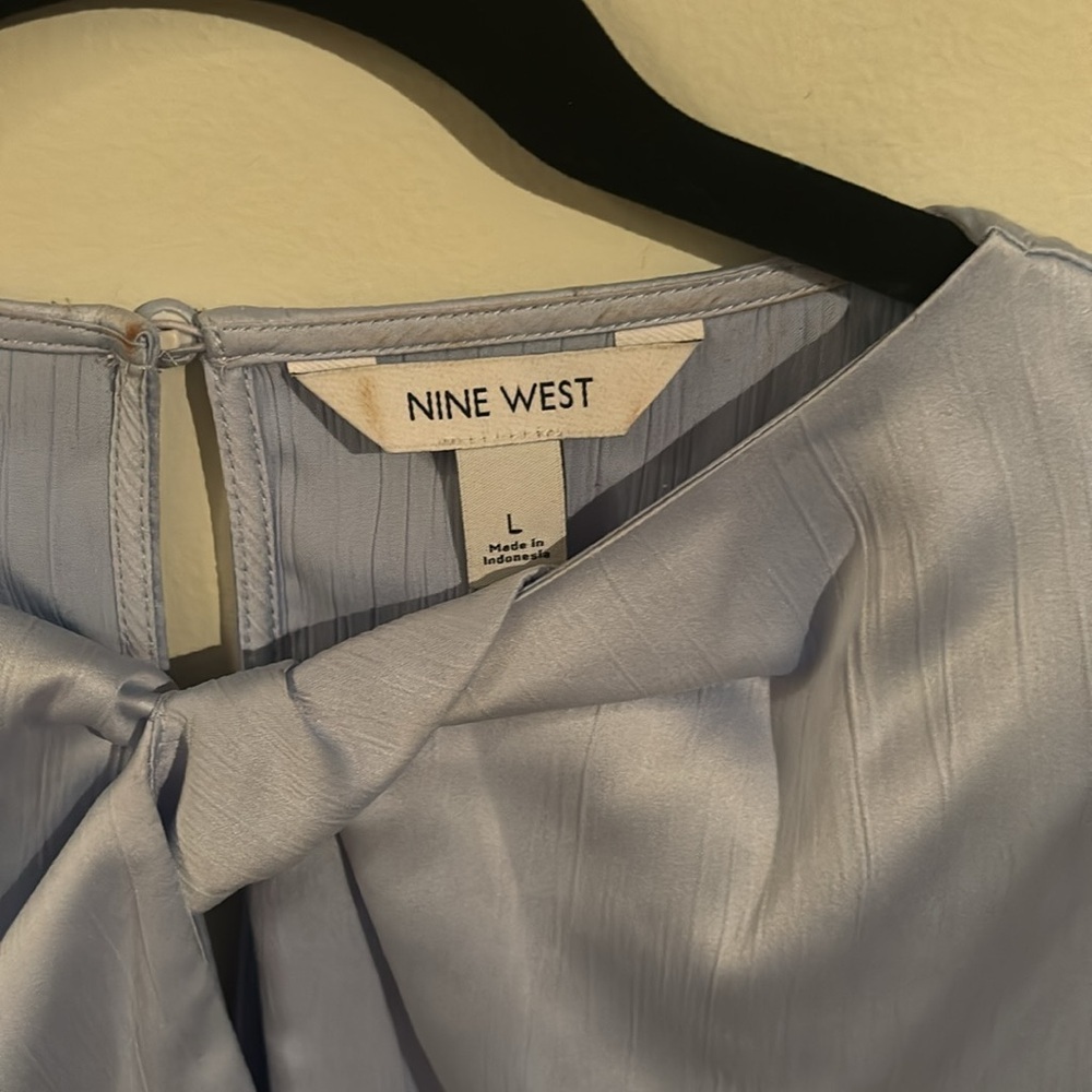 ⭐️Ladies Blouse - Picture 4 of 4